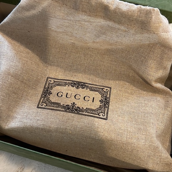 Making room - Picture 7 of 8